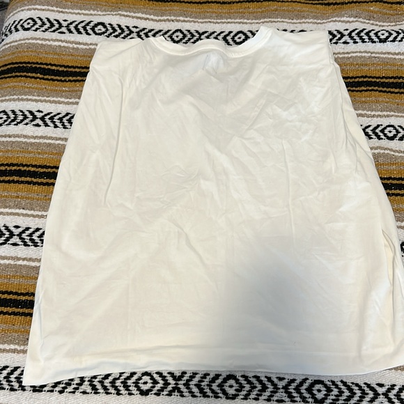 NWT Gap Shoulder-pad Muscle Shirt - Picture 6 of 6